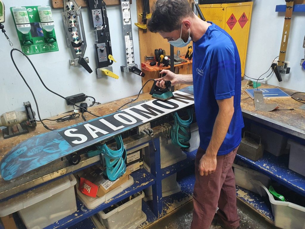 Ski & Snowboard Maintenance – Hot Wax